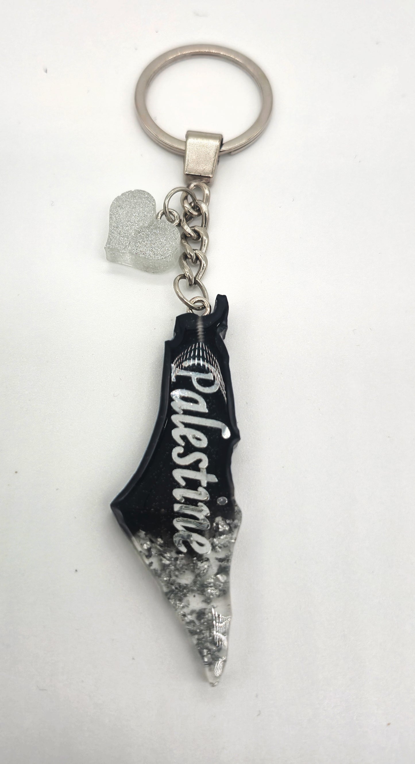 Palestine Resin Keychain – Black & Silver